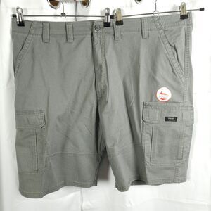 NWT Wrangler Men's 44 Gray Cargo Relaxed Fit Knee Length Tech Pocket Shorts